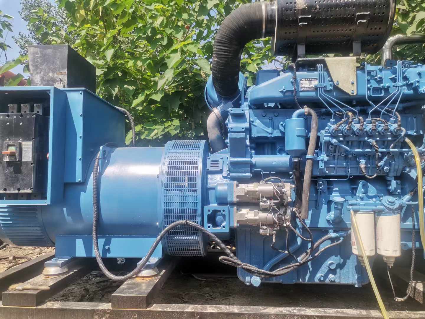 德化详细说明降低 800kW 柴油发电机输出电流波动的方法